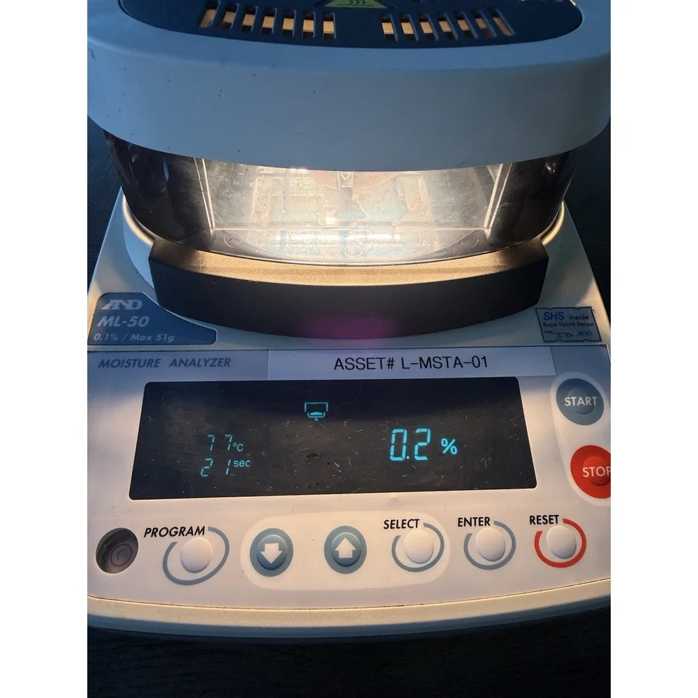A&D, ML-50 Moisture Analyzer, 51 g x 0.005 g (0.1% moisture content)